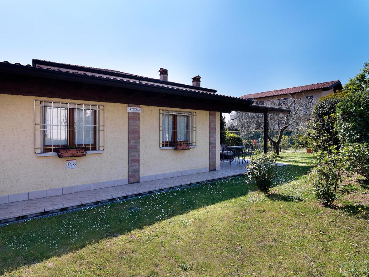 Residence Il Melograno Manerba del Garda Exterior photo