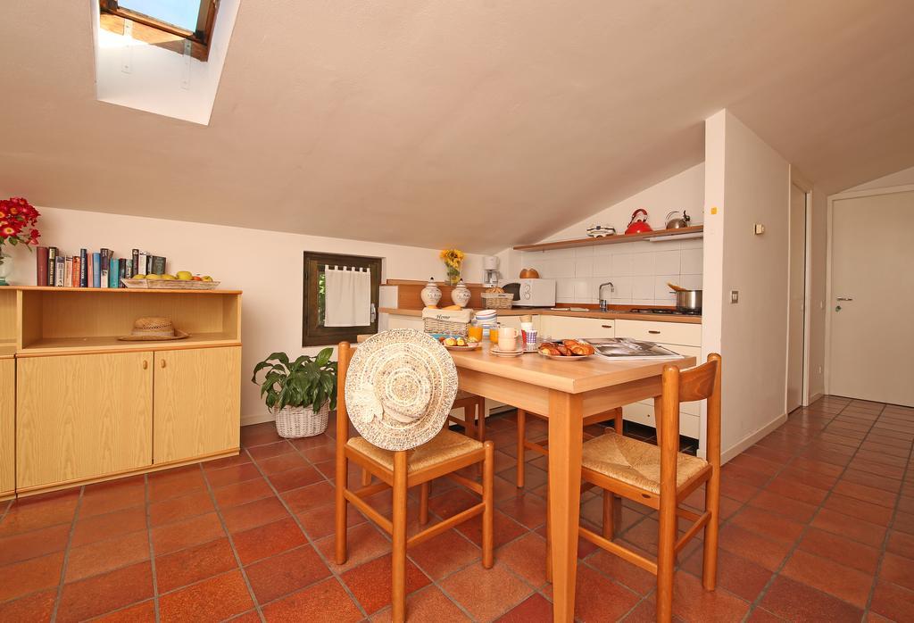 Residence Il Melograno Manerba del Garda Exterior photo